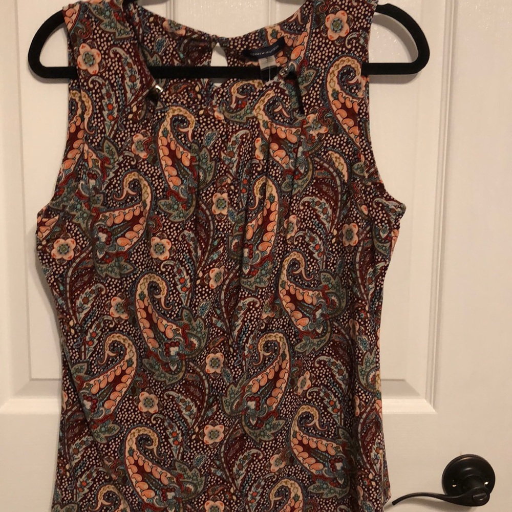 Paisley print Sleeveless blouse